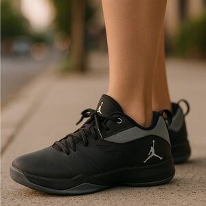 Vintage Jordan Lds tennis shoe